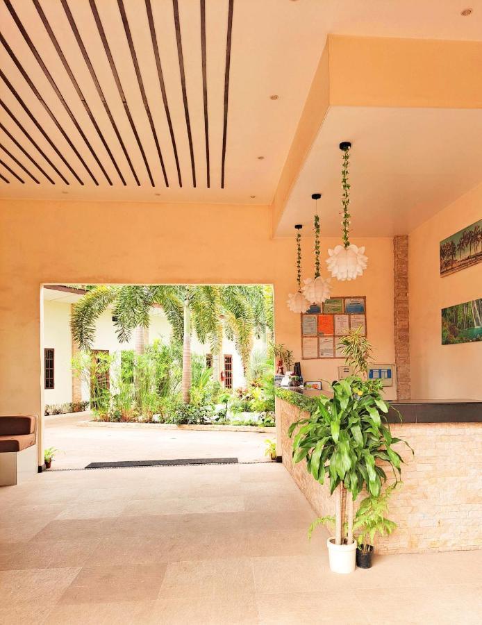 Softstone Resort Panglao Exterior photo